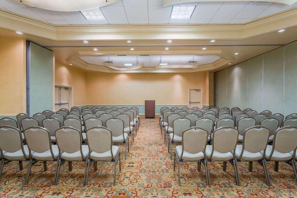 Midtown Garden Inn Phoenix Udogodnienia zdjęcie