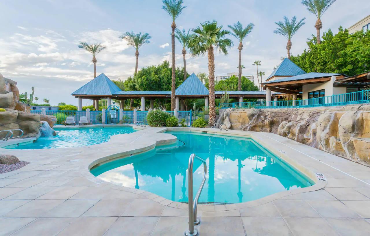 Midtown Garden Inn Phoenix Zewnętrze zdjęcie